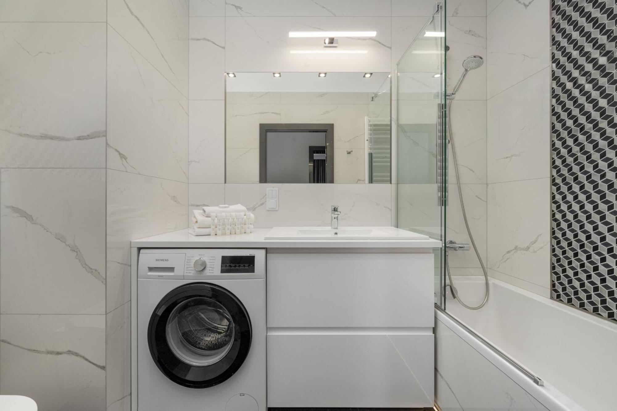 Luksusowy Apartament Z 3 Sypialniami, Klimatyzacja, Parkingiem I Biurkiem We Wroclawiu By Renters Prestige Buitenkant foto