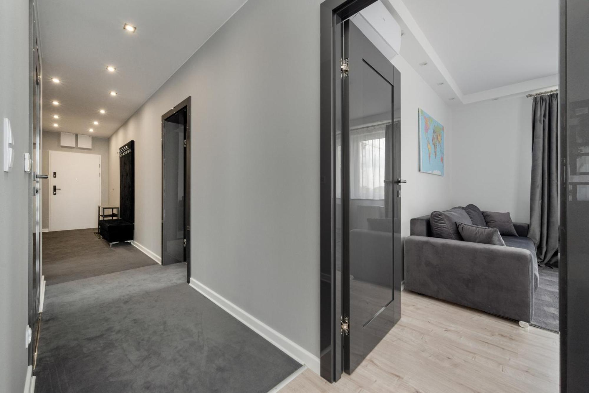 Luksusowy Apartament Z 3 Sypialniami, Klimatyzacja, Parkingiem I Biurkiem We Wroclawiu By Renters Prestige Buitenkant foto