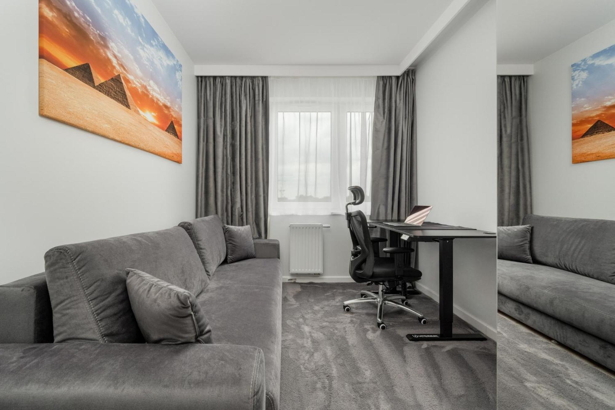 Luksusowy Apartament Z 3 Sypialniami, Klimatyzacja, Parkingiem I Biurkiem We Wroclawiu By Renters Prestige Buitenkant foto