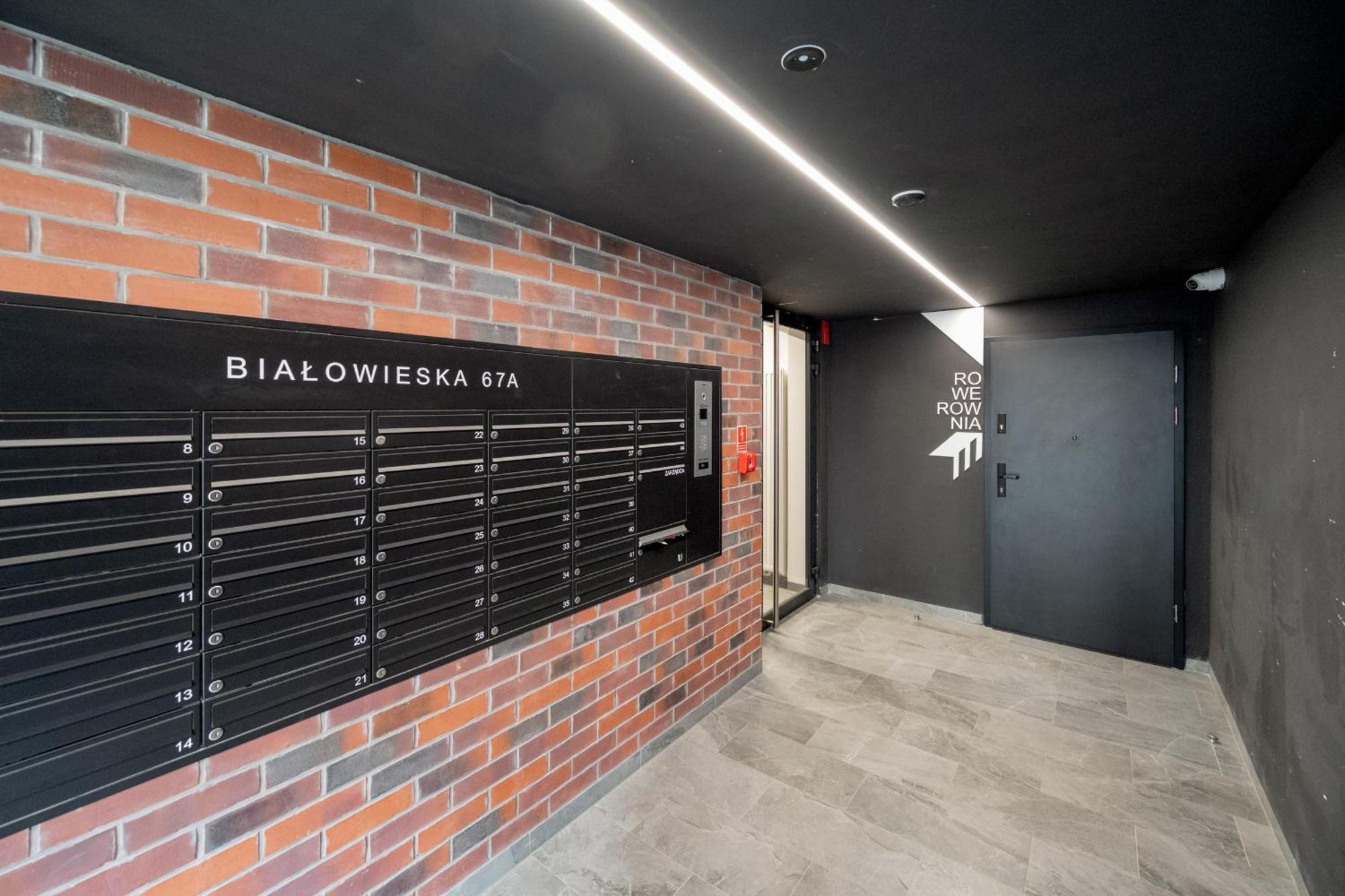 Luksusowy Apartament Z 3 Sypialniami, Klimatyzacja, Parkingiem I Biurkiem We Wroclawiu By Renters Prestige Buitenkant foto