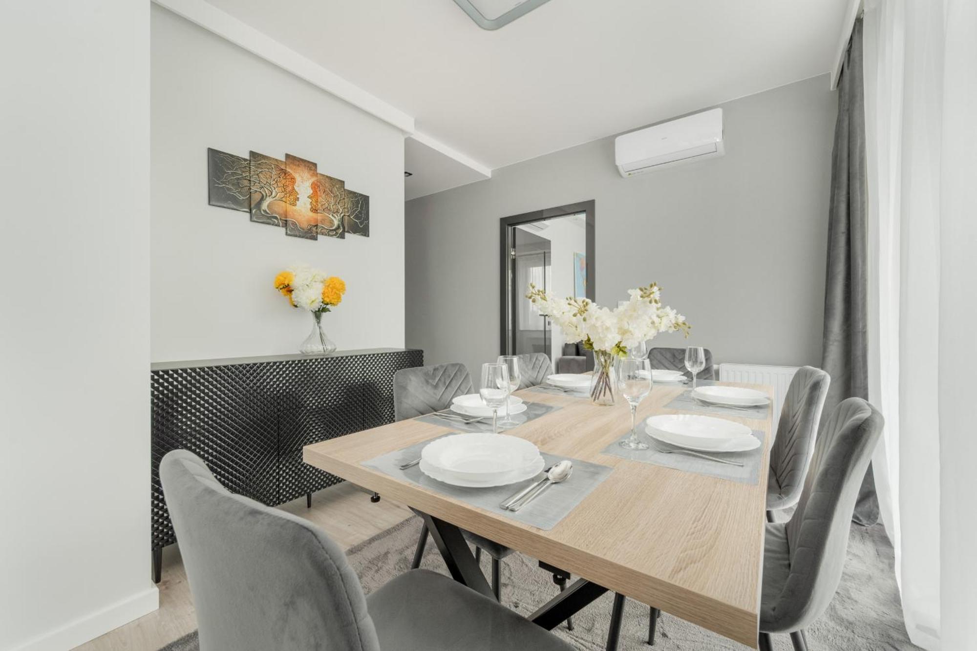 Luksusowy Apartament Z 3 Sypialniami, Klimatyzacja, Parkingiem I Biurkiem We Wroclawiu By Renters Prestige Buitenkant foto