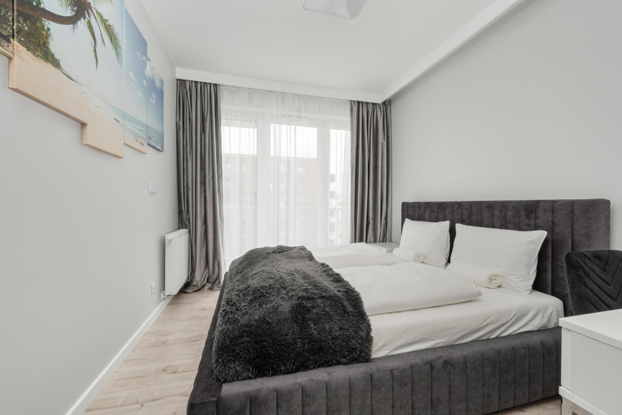 Luksusowy Apartament Z 3 Sypialniami, Klimatyzacja, Parkingiem I Biurkiem We Wroclawiu By Renters Prestige Buitenkant foto