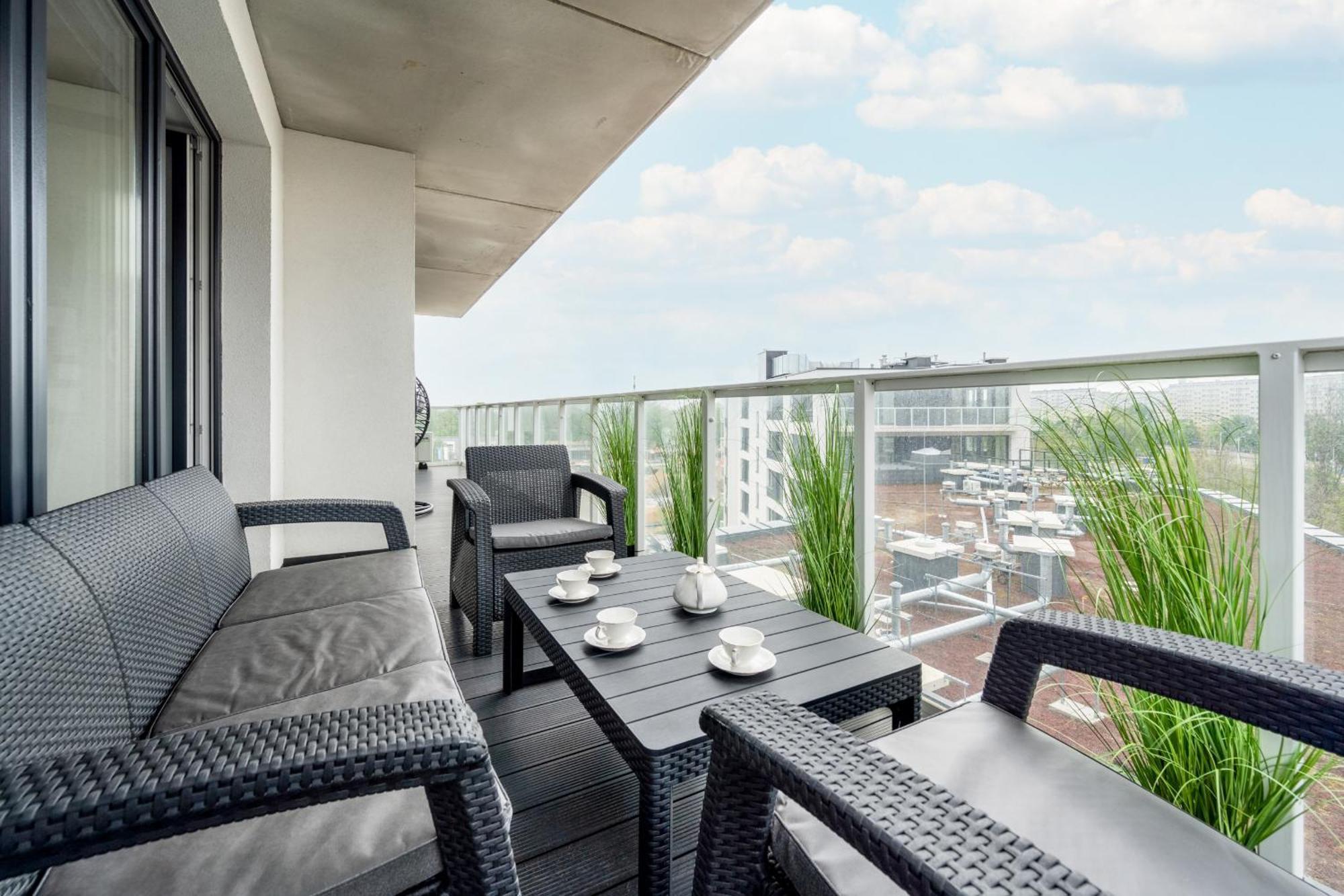 Luksusowy Apartament Z 3 Sypialniami, Klimatyzacja, Parkingiem I Biurkiem We Wroclawiu By Renters Prestige Buitenkant foto