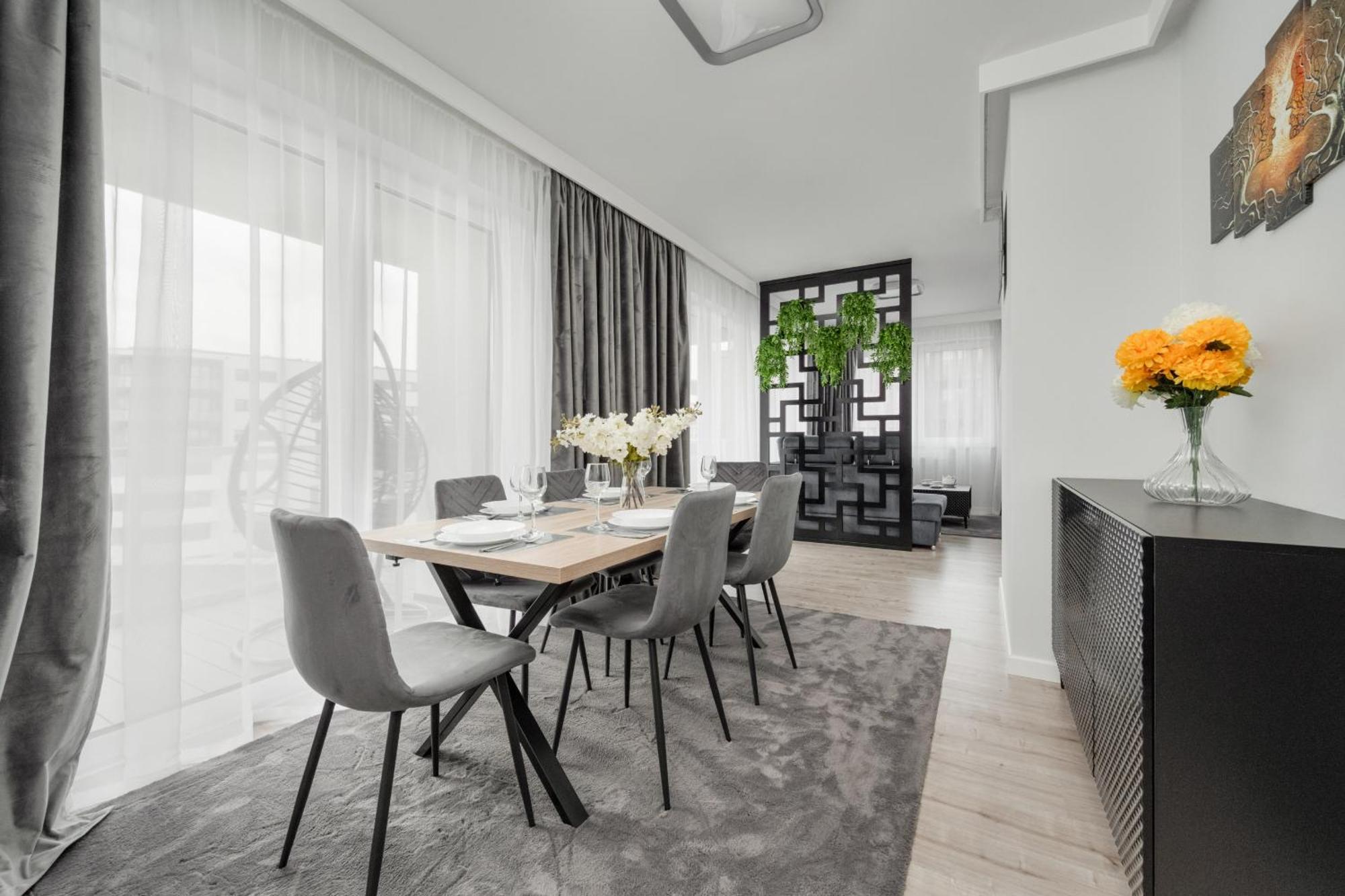 Luksusowy Apartament Z 3 Sypialniami, Klimatyzacja, Parkingiem I Biurkiem We Wroclawiu By Renters Prestige Buitenkant foto